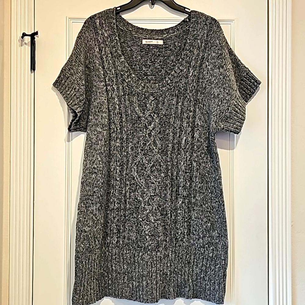 Old Navy sweater